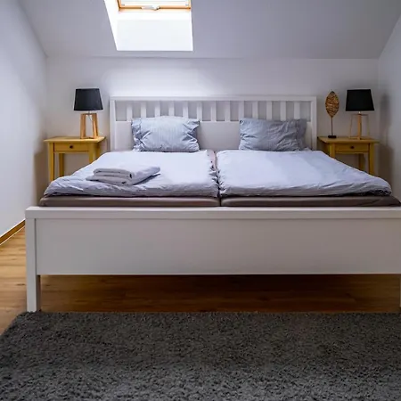 Duplex Pálava Appartamento Dolní Dunajovice